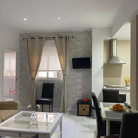 Precioso Y Acogedor En Pleno Centro De Apartamento *