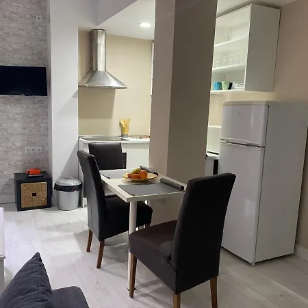 Precioso Y Acogedor En Pleno Centro De Apartamento *